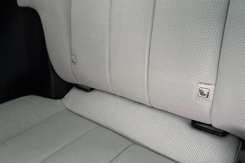 DL23VUK Land Rover Range Rover Sport 3.0 D350 Autobiography 5dr Thumbnail #44