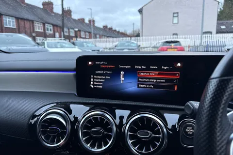 WN72AHE Mercedes-Benz Cla Class 1.3 CLA250e 15.6kWh AMG Line (Premium) Shooting Brake 8G-DCT Euro 6 (s/s) 5dr Thumbnail #40