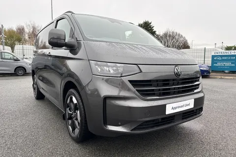 DC75FOU Volkswagen Transporter T28 Panel Van Commerce Pro SWB 150 PS 2.0 TDI 8sp Automatic Thumbnail #9