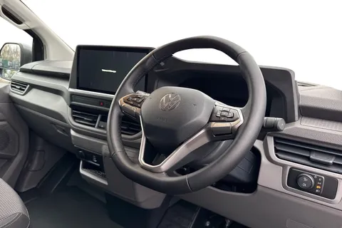 DC75FOU Volkswagen Transporter T28 Panel Van Commerce Pro SWB 150 PS 2.0 TDI 8sp Automatic Thumbnail #14