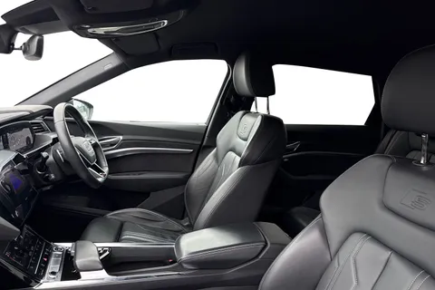 YH72KDJ Audi e-tron Black Edition 55 quattro 300,00 kW Thumbnail #17