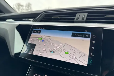 YH72KDJ Audi e-tron Black Edition 55 quattro 300,00 kW Thumbnail #18