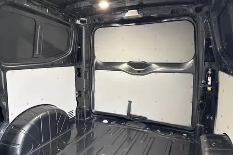 DC75FOU Volkswagen Transporter T28 Panel Van Commerce Pro SWB 150 PS 2.0 TDI 8sp Automatic Thumbnail #19