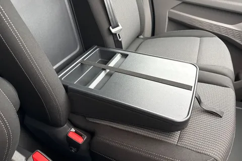 DC75FOU Volkswagen Transporter T28 Panel Van Commerce Pro SWB 150 PS 2.0 TDI 8sp Automatic Thumbnail #32