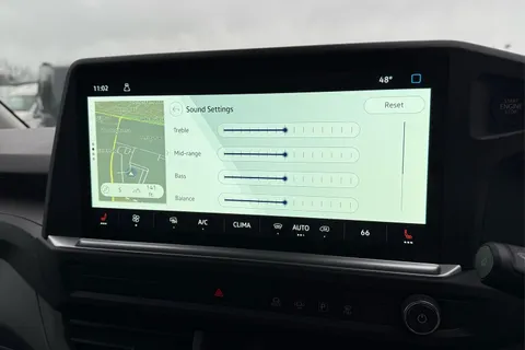 DC75FOU Volkswagen Transporter T28 Panel Van Commerce Pro SWB 150 PS 2.0 TDI 8sp Automatic Thumbnail #51