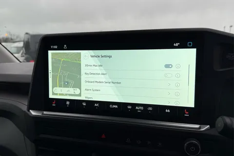 DC75FOU Volkswagen Transporter T28 Panel Van Commerce Pro SWB 150 PS 2.0 TDI 8sp Automatic Thumbnail #53