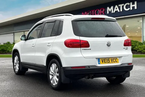 VE15VCC Volkswagen Tiguan 2.0 TDI BlueMotion Tech Match 2WD Euro 5 (s/s) 5dr Thumbnail #3