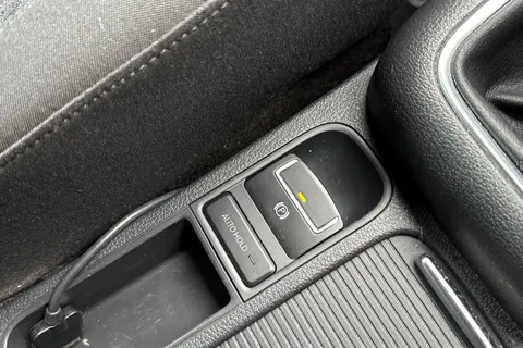 VE15VCC Volkswagen Tiguan 2.0 TDI BlueMotion Tech Match 2WD Euro 5 (s/s) 5dr Thumbnail #58