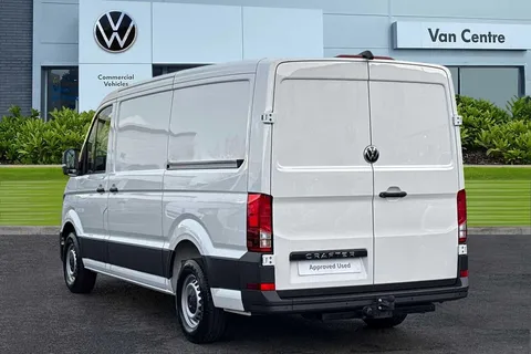 BJ75OUU Volkswagen Crafter 2.0 TDI 163PS HDE Commerce Plus Low Roof Van Auto +Tow Pack Thumbnail #4