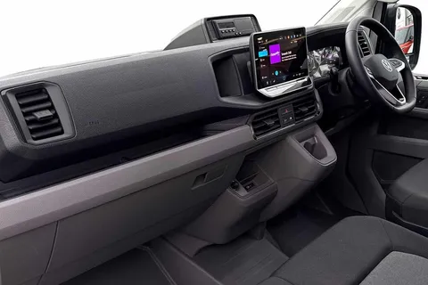 BK75LLT Volkswagen Crafter 2.0 TDI 163PS HDE Commerce Plus Low Roof Van Auto + Towpack Thumbnail #3