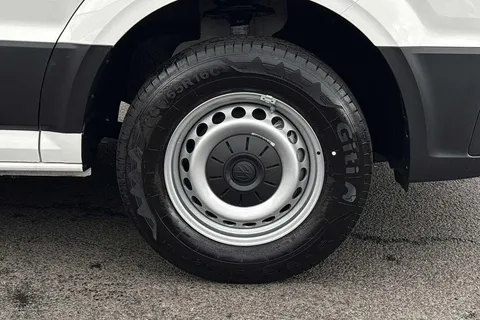 BK75LLT Volkswagen Crafter 2.0 TDI 163PS HDE Commerce Plus Low Roof Van Auto + Towpack Thumbnail #6