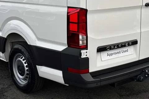 BJ75GXX Volkswagen Crafter 2.0 TDI 163PS HDE Commerce Plus Low Roof Van Auto + Tow Pack Thumbnail #16