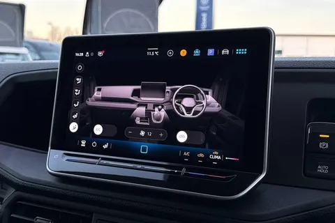 BJ75OUU Volkswagen Crafter 2.0 TDI 163PS HDE Commerce Plus Low Roof Van Auto +Tow Pack Thumbnail #19