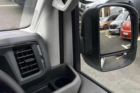 BK75LLT Volkswagen Crafter 2.0 TDI 163PS HDE Commerce Plus Low Roof Van Auto + Towpack Thumbnail #18