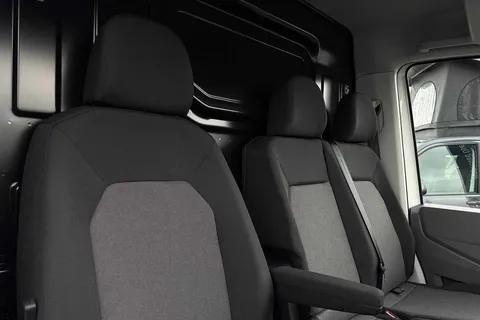 BK75LLT Volkswagen Crafter 2.0 TDI 163PS HDE Commerce Plus Low Roof Van Auto + Towpack Thumbnail #21