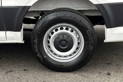 BK75LLT Volkswagen Crafter 2.0 TDI 163PS HDE Commerce Plus Low Roof Van Auto + Towpack Thumbnail #23