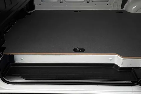 BK75LLT Volkswagen Crafter 2.0 TDI 163PS HDE Commerce Plus Low Roof Van Auto + Towpack Thumbnail #48