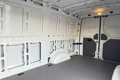 BJ75OVZ Volkswagen Crafter 2.0 TDI 163PS HDE Commerce Plus Low Roof Van Auto +Tow Pack Thumbnail #45