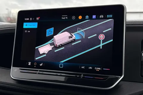 BK75LLT Volkswagen Crafter 2.0 TDI 163PS HDE Commerce Plus Low Roof Van Auto + Towpack Thumbnail #55