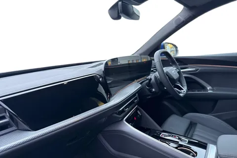  Audi Q5 2.0 TDI S line S Tronic quattro Euro 6 (s/s) 5dr Thumbnail #9