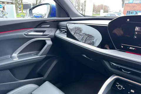  Audi Q5 2.0 TDI S line S Tronic quattro Euro 6 (s/s) 5dr Thumbnail #15