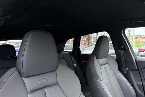  Audi Q5 2.0 TDI S line S Tronic quattro Euro 6 (s/s) 5dr Thumbnail #21