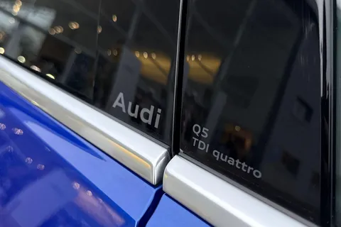  Audi Q5 2.0 TDI S line S Tronic quattro Euro 6 (s/s) 5dr Thumbnail #29