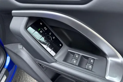  Audi Q5 2.0 TDI S line S Tronic quattro Euro 6 (s/s) 5dr Thumbnail #47