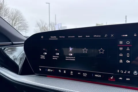  Audi Q5 2.0 TDI S line S Tronic quattro Euro 6 (s/s) 5dr Thumbnail #55