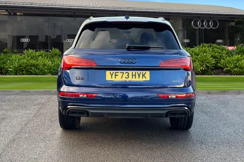 YF73HYK Audi Q5 Black Edition 50 TFSI e quattro 299 PS S tronic Thumbnail #5