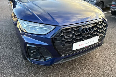 YF73HYK Audi Q5 Black Edition 50 TFSI e quattro 299 PS S tronic Thumbnail #10