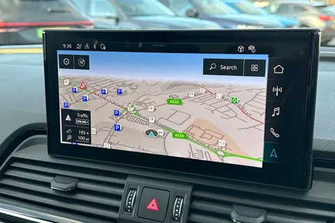 YF73HYK Audi Q5 Black Edition 50 TFSI e quattro 299 PS S tronic Thumbnail #18