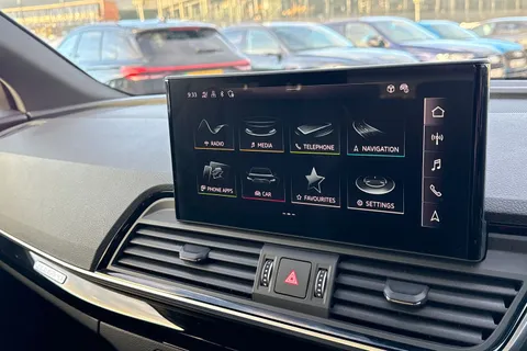 YF73HYK Audi Q5 Black Edition 50 TFSI e quattro 299 PS S tronic Thumbnail #34