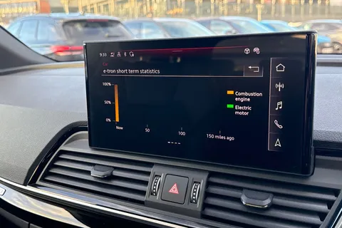 YF73HYK Audi Q5 Black Edition 50 TFSI e quattro 299 PS S tronic Thumbnail #42