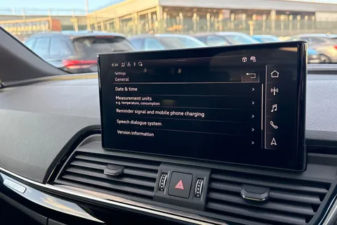 YF73HYK Audi Q5 Black Edition 50 TFSI e quattro 299 PS S tronic Thumbnail #50