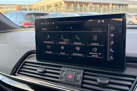 YF73HYK Audi Q5 Black Edition 50 TFSI e quattro 299 PS S tronic Thumbnail #52