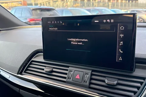 YF73HYK Audi Q5 Black Edition 50 TFSI e quattro 299 PS S tronic Thumbnail #55