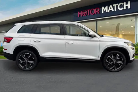YB70NKX Škoda Kodiaq 1.5 TSI ACT SE L DSG Euro 6 (s/s) 5dr (7 Seat) Thumbnail #4