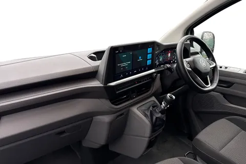 CX25LMV Volkswagen Transporter 2.0 TDI T28 Commerce Plus FWD SWB Euro 6 (s/s) 5dr Thumbnail #10