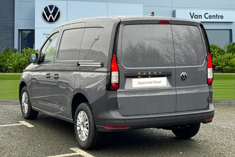 CX75JWK Volkswagen Caddy 2.0 TDI C20 Commerce SWB Euro 6 (s/s) 5dr Thumbnail #3
