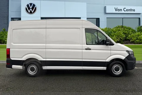 CX75JXL Volkswagen Crafter 2.0 TDI CR30 Commerce FWD MWB High Roof Euro 6 (s/s) 5dr Thumbnail #4