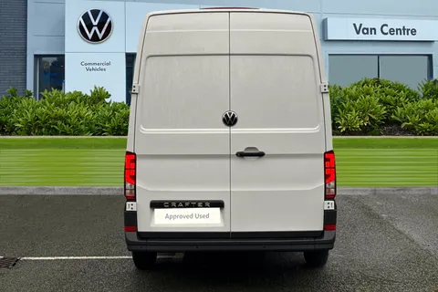 CX75JXL Volkswagen Crafter 2.0 TDI CR30 Commerce FWD MWB High Roof Euro 6 (s/s) 5dr Thumbnail #5