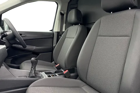 CX75JWK Volkswagen Caddy 2.0 TDI C20 Commerce SWB Euro 6 (s/s) 5dr Thumbnail #11