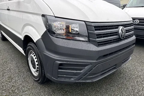 CX75JXL Volkswagen Crafter 2.0 TDI CR30 Commerce FWD MWB High Roof Euro 6 (s/s) 5dr Thumbnail #9