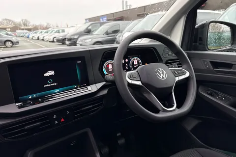 CX75JWK Volkswagen Caddy 2.0 TDI C20 Commerce SWB Euro 6 (s/s) 5dr Thumbnail #13