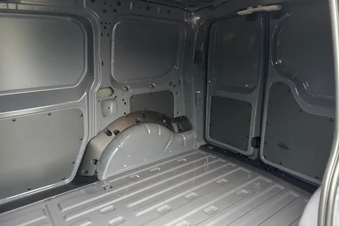 CX75JWK Volkswagen Caddy 2.0 TDI C20 Commerce SWB Euro 6 (s/s) 5dr Thumbnail #14