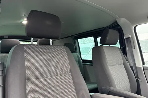 CX74LTN Volkswagen Transporter 2.0 TDI T32 Highline Kombi DSG FWD SWB Euro 6 (s/s) 5dr Thumbnail #22