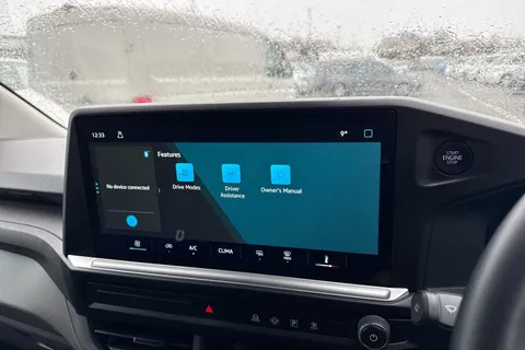 CX25LMV Volkswagen Transporter 2.0 TDI T28 Commerce Plus FWD SWB Euro 6 (s/s) 5dr Thumbnail #35