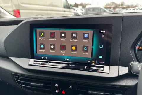 CX75JWK Volkswagen Caddy 2.0 TDI C20 Commerce SWB Euro 6 (s/s) 5dr Thumbnail #31