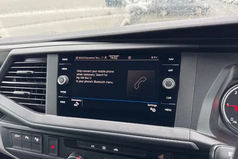 CX74LTN Volkswagen Transporter 2.0 TDI T32 Highline Kombi DSG FWD SWB Euro 6 (s/s) 5dr Thumbnail #39